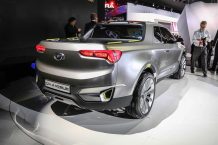 Hyundai, Kia Scramble After Deadly Valve Plant Fire
