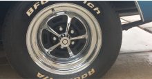 How to Clean White Letter Tires